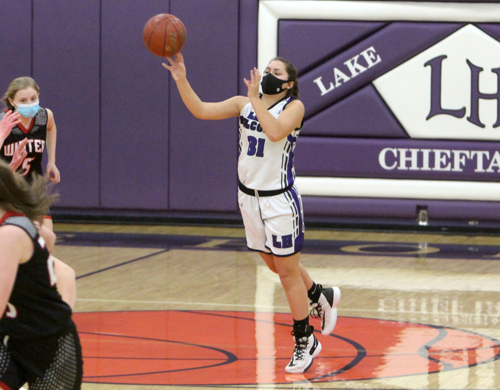 Winter at Lake Holcombe girls basketball 1-5-21